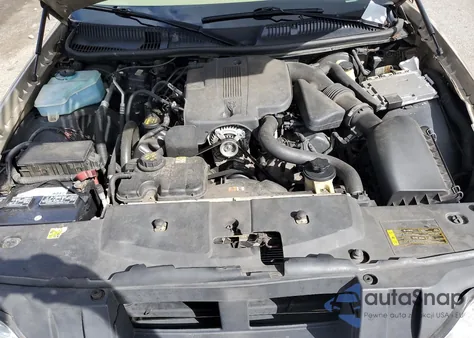 2010 Lincoln Town Car Signature Limited из США, поврежденный, VIN 2LNBL8CVXAX602554